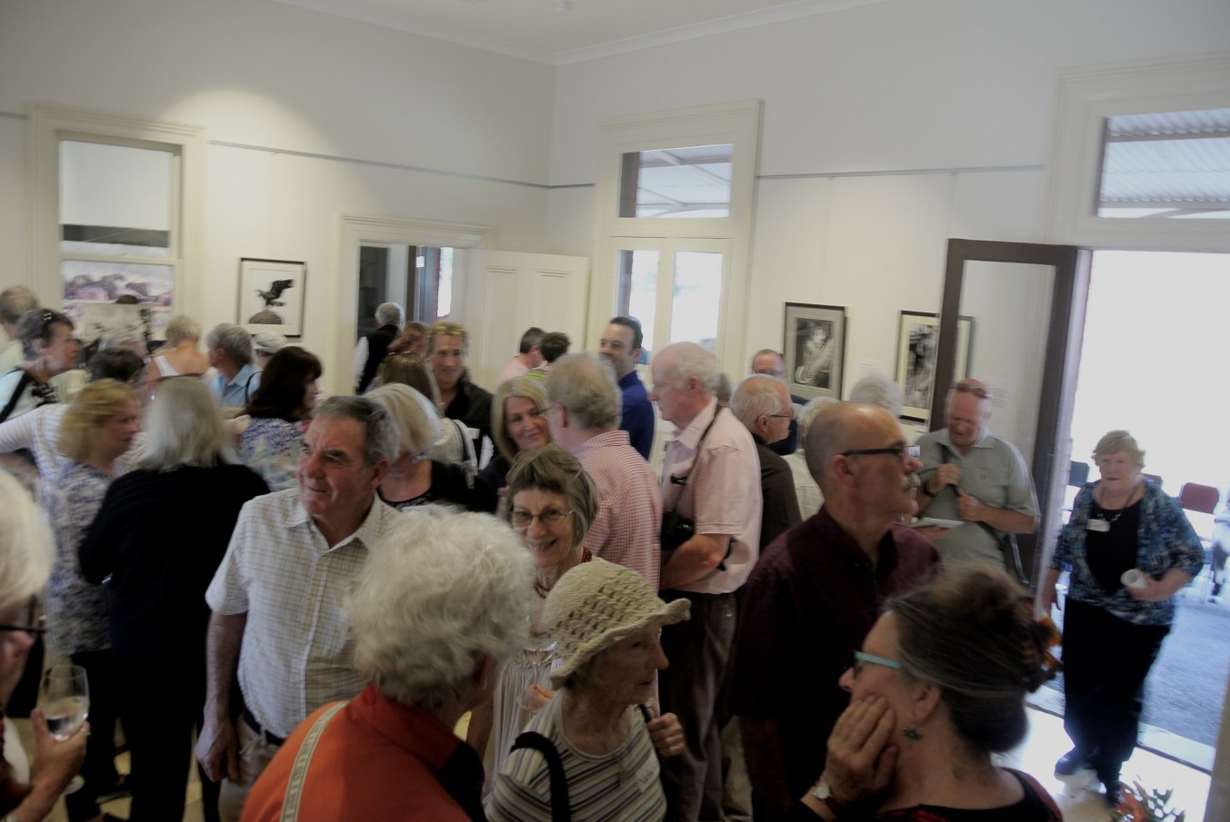 Good food, great conversation, amazing photos. 